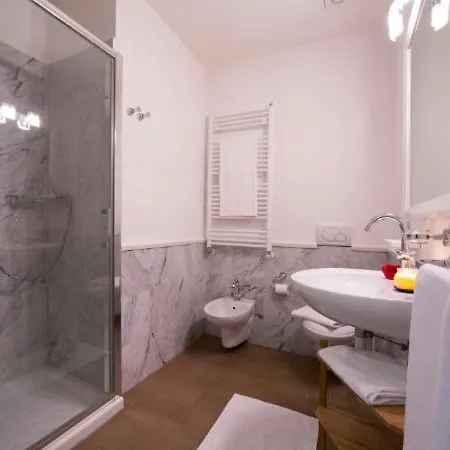 Sleeps 6 Pool T421690